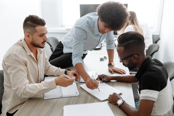 Maximisez votre performance avec des consultants indépendants